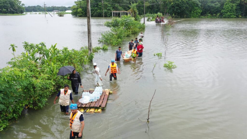【孟加拉】為了支援季風帶來的豪雨災害,工作人員已前往現場 1 20240829Feni 0928