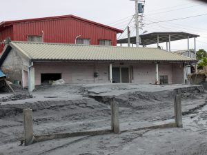 【花蓮堰塞湖水災】守護避難所的支援:透過日本經驗,致力解決災區挑戰 7 PXL 20250926 032934385.MP