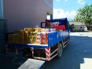 【花蓮堰塞湖水災】大雨來臨前送暖,日本蔬果汁讓受災民眾在便當生活中取得均衡營養 4 PANA2747